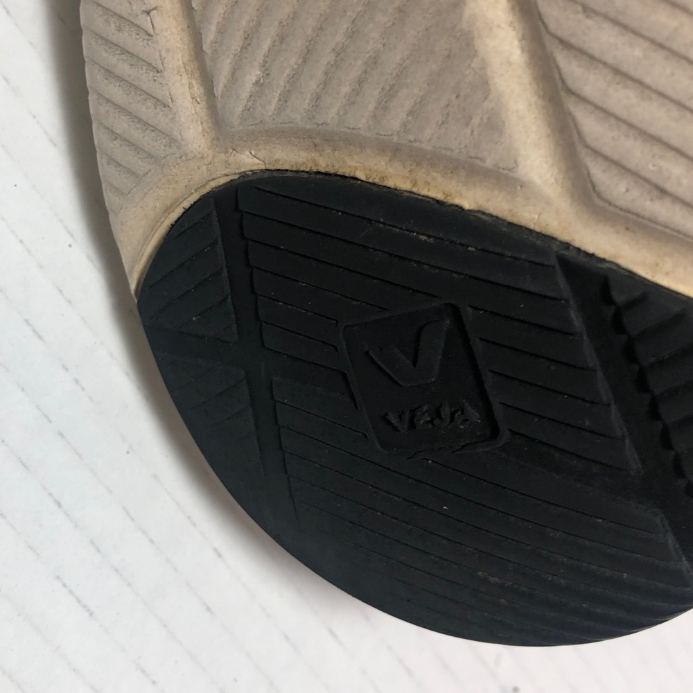 Veja Impala Mesh Sneakers Women’s size 9 - Picture 12 of 14